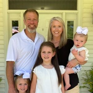 Meet your Posher, Pheobie